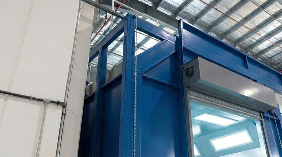 CoatTech High-Bay Industrial Equipment Paint Booth 4-Meter High Clearance with Electric Rolling Shutter Large Machinery Focus