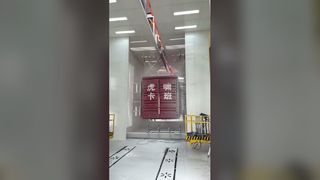 Σύστημα επίστρωσης μεταφοράς για εμπορευματοκιβώτια βαρέως τύπου
